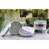 Assorted shea body butter tins met geranium olie voor aromatherapy shea en shea body gebruik
